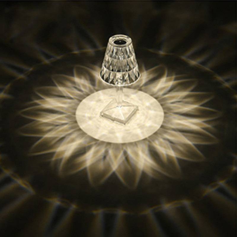Diamond Acylic Table Lamp Night Light Italy Princess Deck Lamp Modern Atmosphere Touch Table Lamp Home Bedroom Bar Cafe
